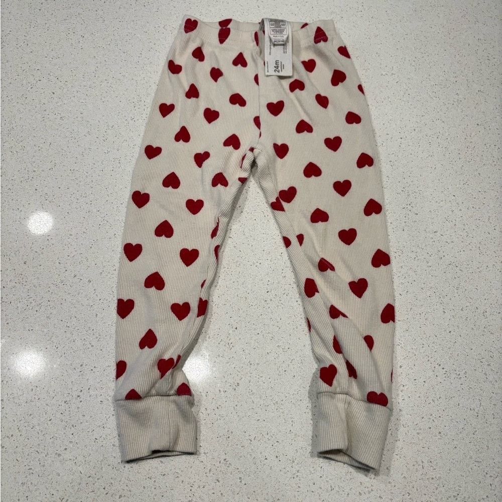 6 PIECE BUNDLE! Carter’s 24 months - Picture 4 of 5